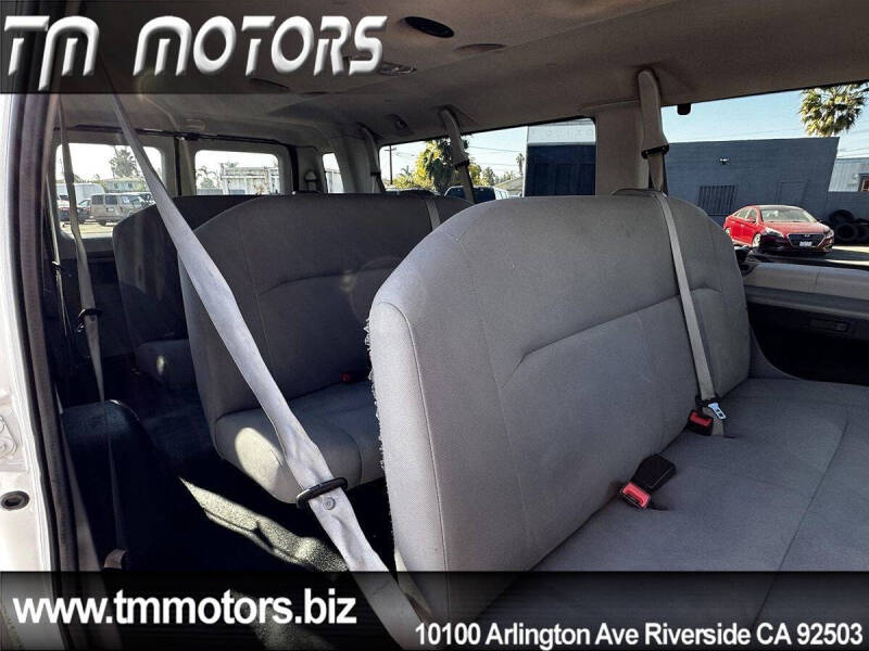 2012 Ford E-Series E-350 SD XLT