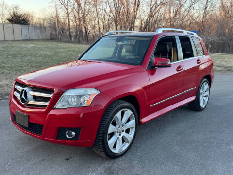 2010 Mercedes-Benz GLK for sale at Ideal Auto in Kansas City KS