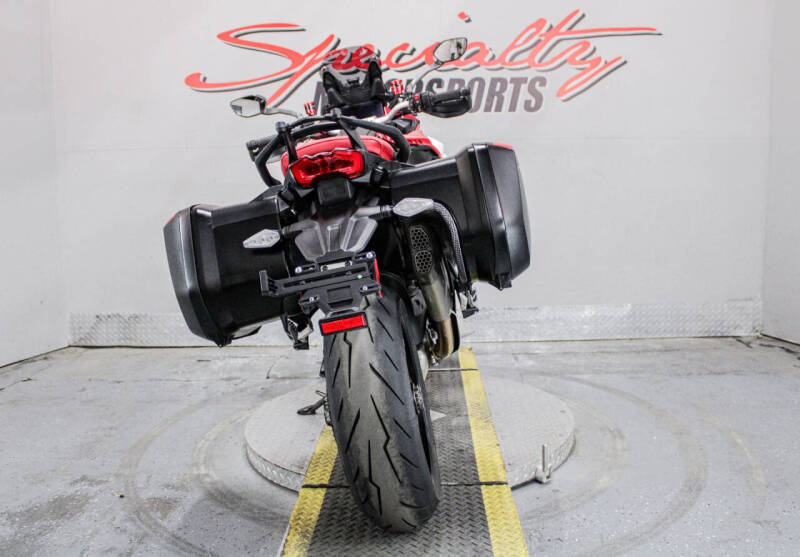 2023 Ducati Multistrada V4 Pike Peak
