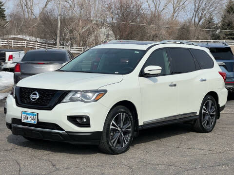 2019 Nissan Pathfinder for sale at North Imports LLC in Burnsville MN