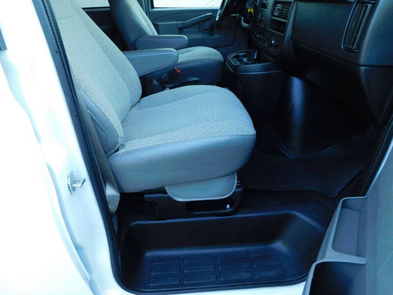 2020 Chevrolet Express LT 3500