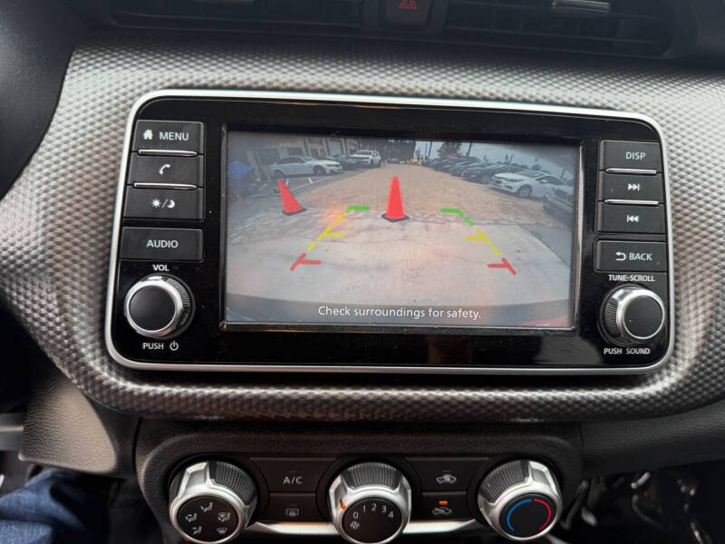 2018 Nissan Kicks SV