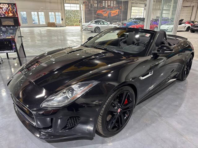 2014 Jaguar F-TYPE V8 S