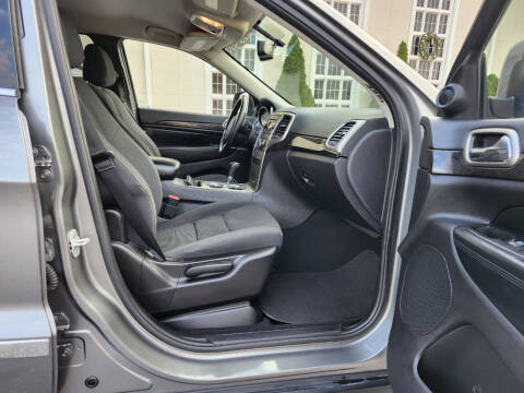 2012 Jeep Grand Cherokee Laredo