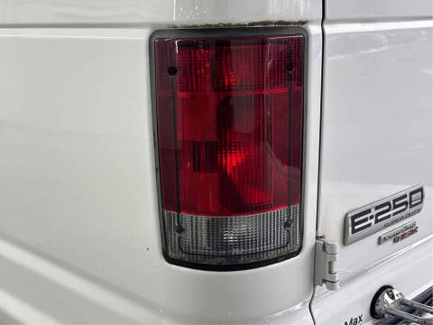 2013 Ford E-Series E-250