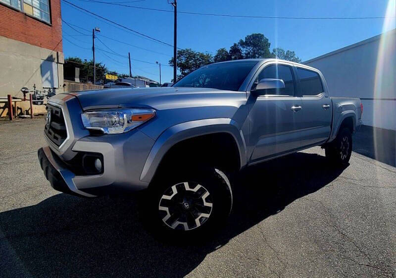 2017 Toyota Tacoma for sale at Auto Mundo Trucks in Chamblee, GA