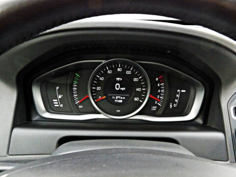 2017 Volvo XC60 T5 Dynamic