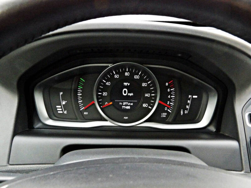 2017 Volvo XC60 T5 Dynamic