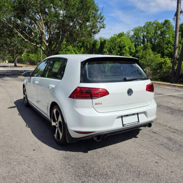 2017 Volkswagen Golf GTI
