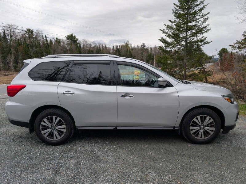 2017 Nissan Pathfinder S