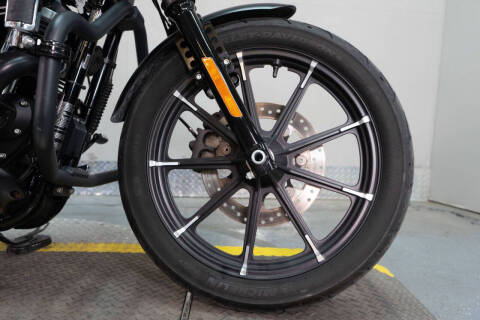 2016 Harley-Davidson Iron 883