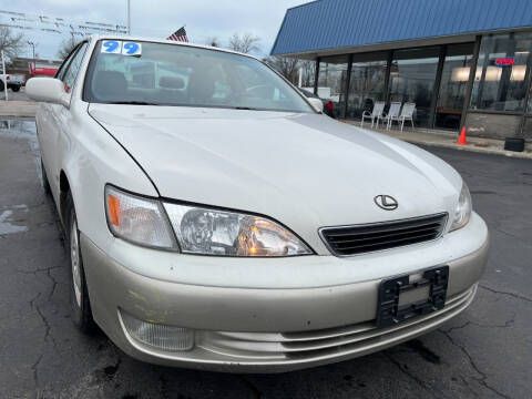 1999 Lexus ES 300 for sale at GREAT DEALS ON WHEELS in Michigan City IN