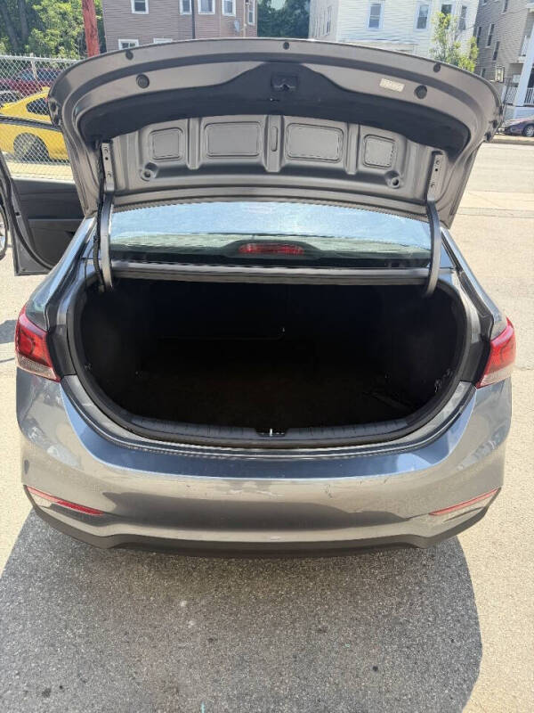 2019 Hyundai Accent SE