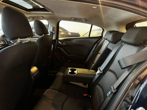 2016 Mazda MAZDA3 i Touring