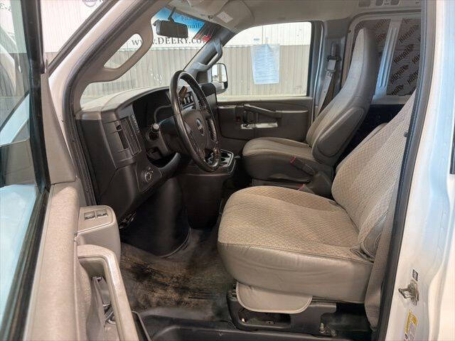 2021 GMC Savana 2500