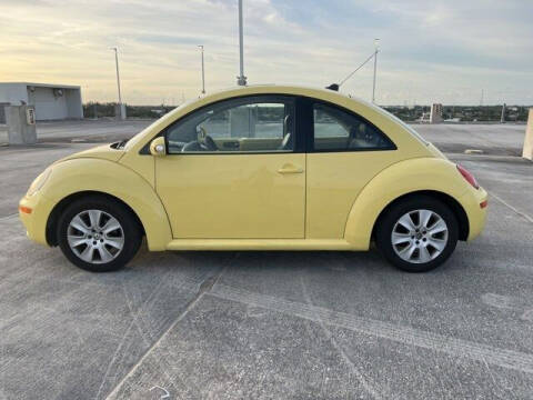 2009 Volkswagen New Beetle Base PZEV