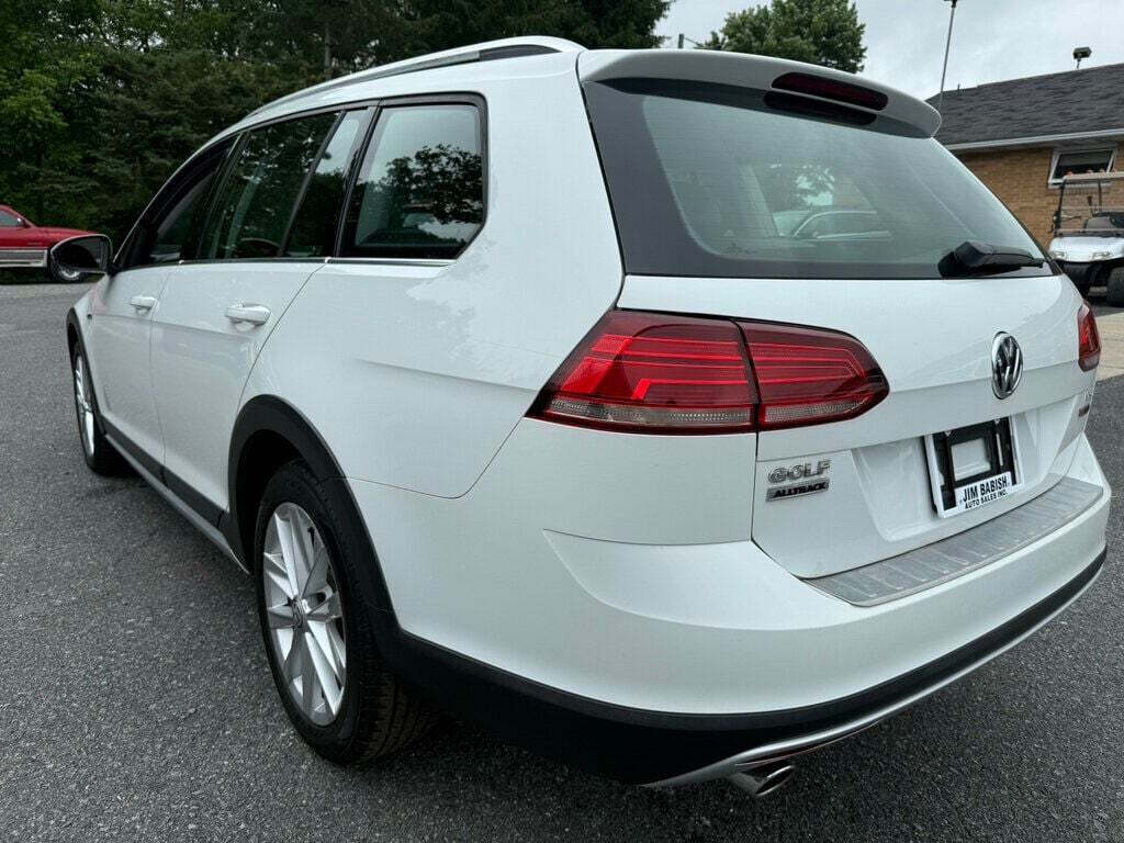 2018 Volkswagen Golf Alltrack 5
