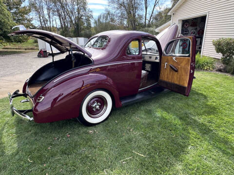 1940 Ford Deluxe