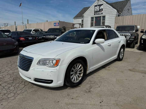 2013 Chrysler 300 Motown