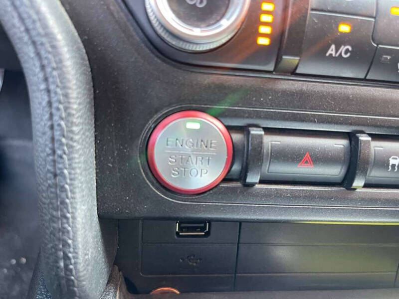 2019 Ford Mustang EcoBoost