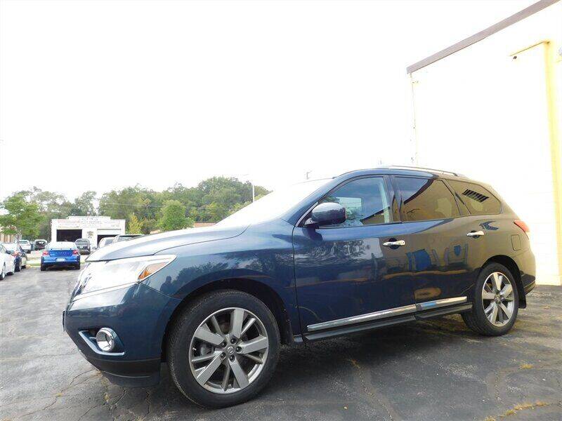 2014 Nissan Pathfinder for sale at Absolute Leasing in Elgin IL