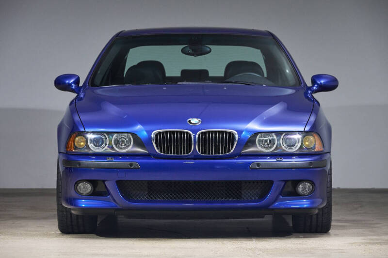 2002 BMW M5