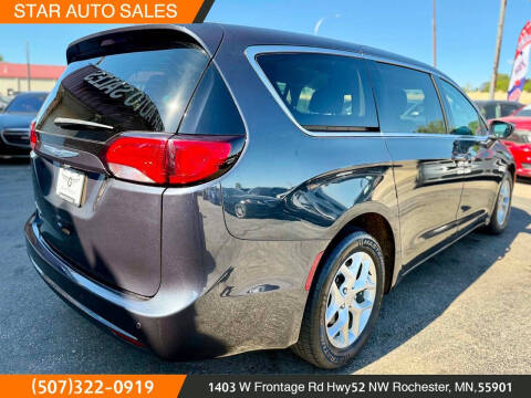 2020 Chrysler Pacifica Touring
