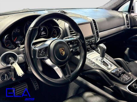 2016 Porsche Cayenne GTS