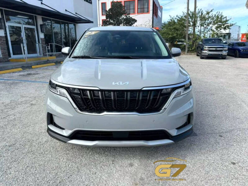 2023 Kia Carnival EX
