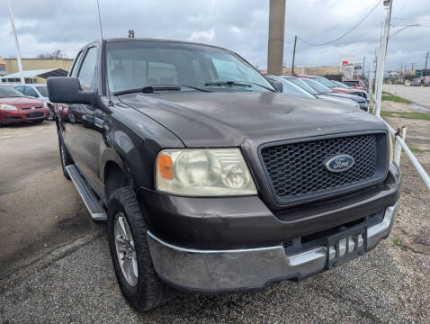 2005 Ford F-150 for sale at Jerry Allen Motor Co in Beaumont TX