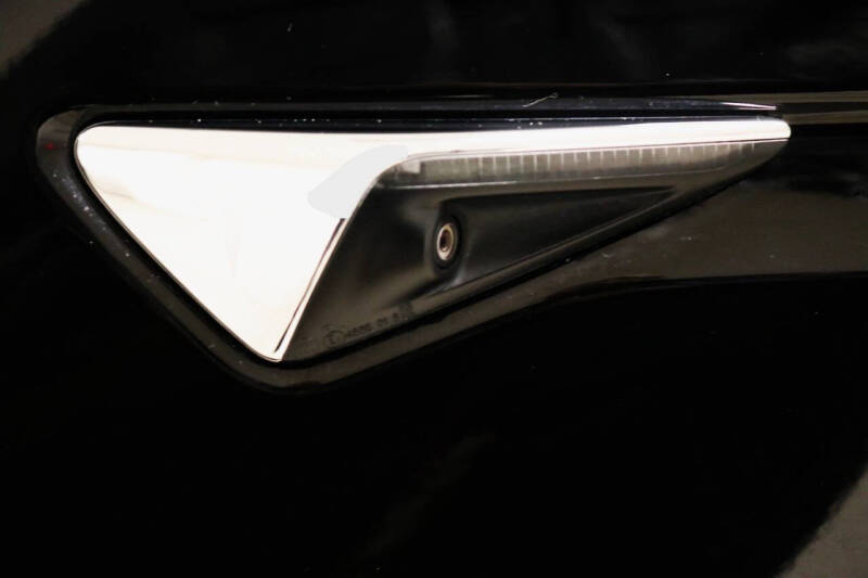 2020 Tesla Model X Long Range