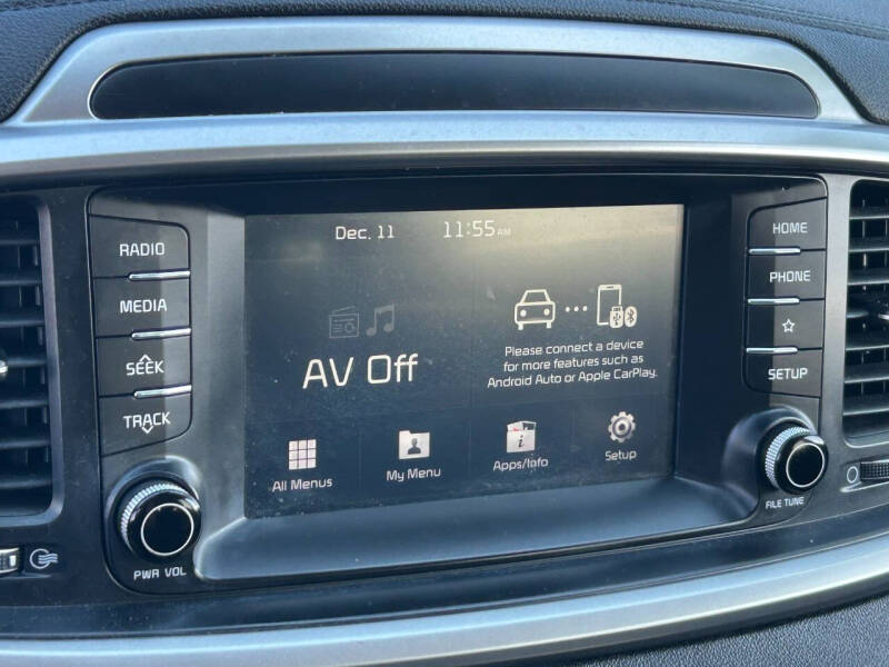 2020 Kia Sorento LX V6