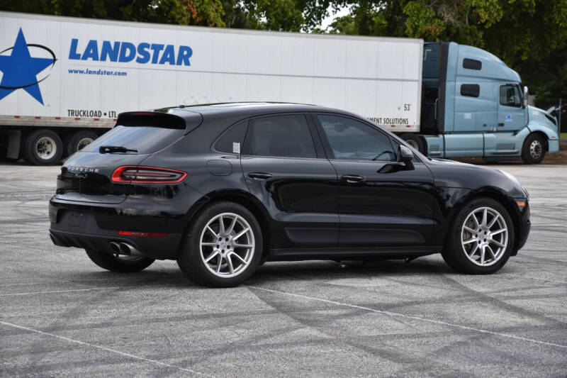 2016 Porsche Macan S