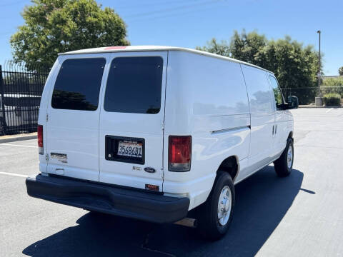 2011 Ford E-Series