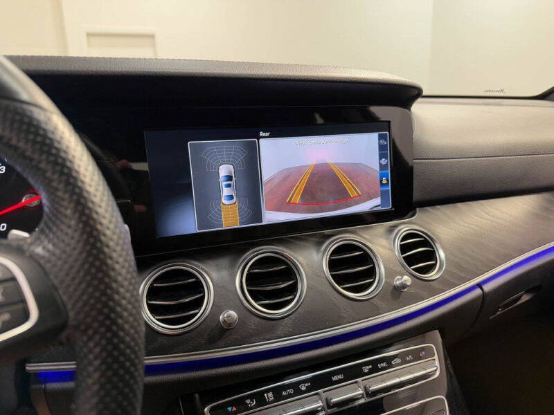 2017 Mercedes-Benz E-Class E 300 4MATIC