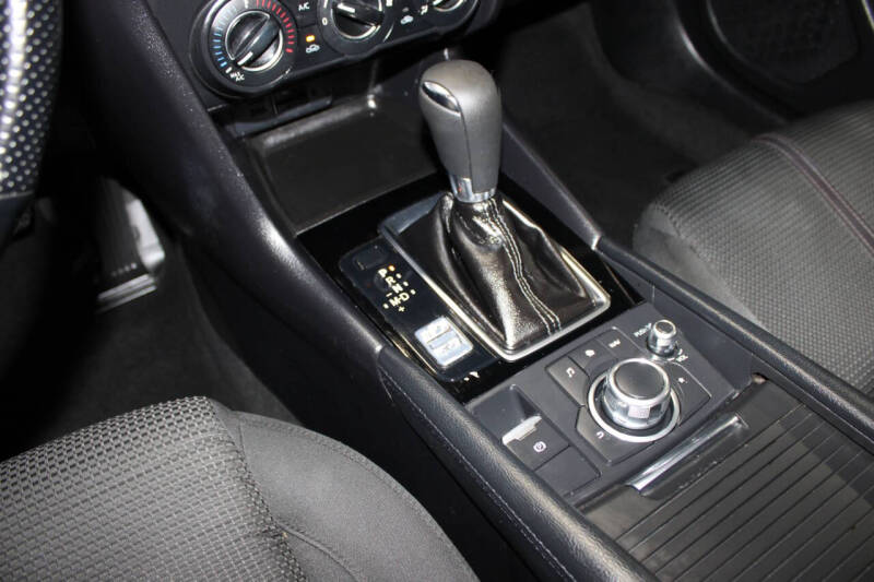 2018 Mazda MAZDA3 Sport