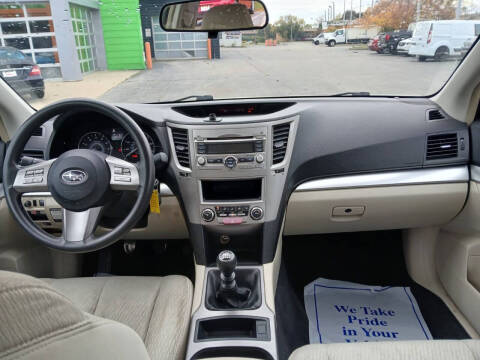 2010 Subaru Legacy 2.5i
