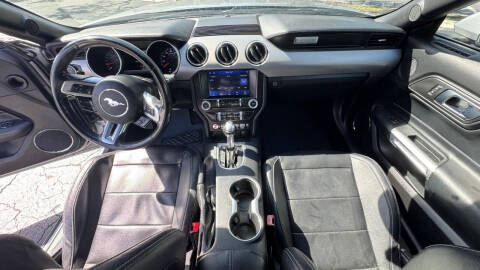 2021 Ford Mustang EcoBoost