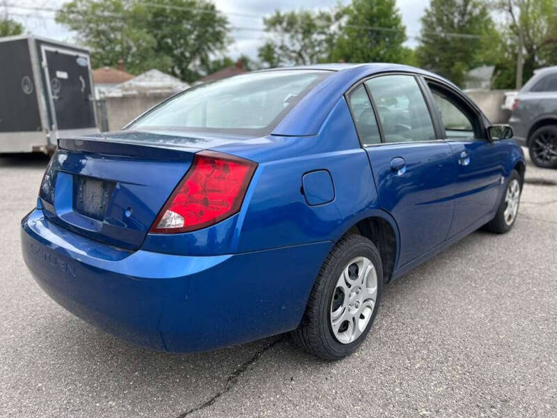 2005 Saturn Ion 2