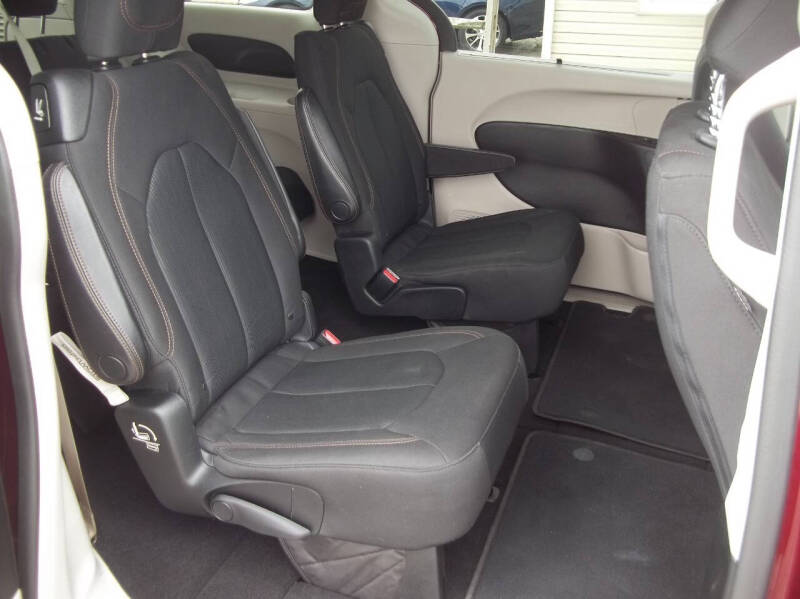 2018 Chrysler Pacifica Touring Plus