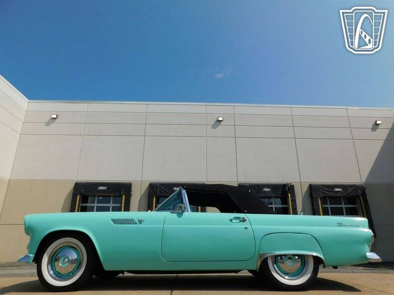 1955 Ford Thunderbird