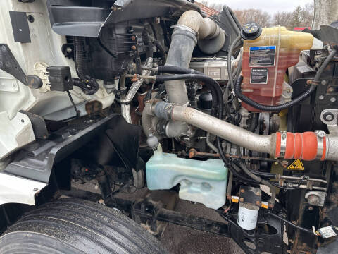 2021 International RH613