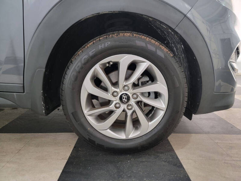 2016 Hyundai Tucson SE