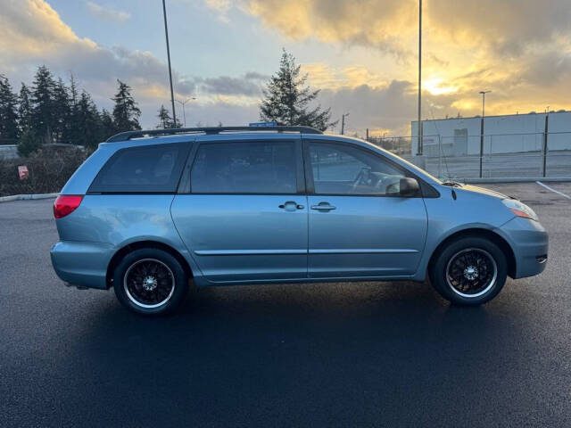 2006 Toyota Sienna for sale at The Price King Auto in LAKEWOOD, WA