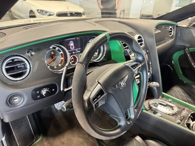 2015 Bentley Continental GT3-R