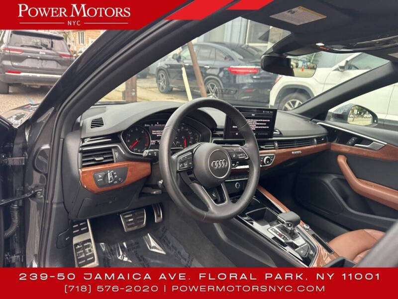 2023 Audi A4 quattro Premium 40 TFSI