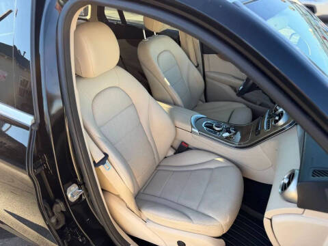 2018 Mercedes-Benz GLC GLC 300