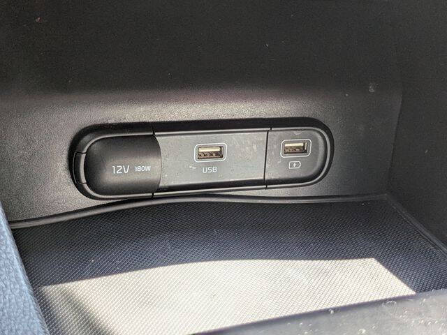 2022 Kia K5