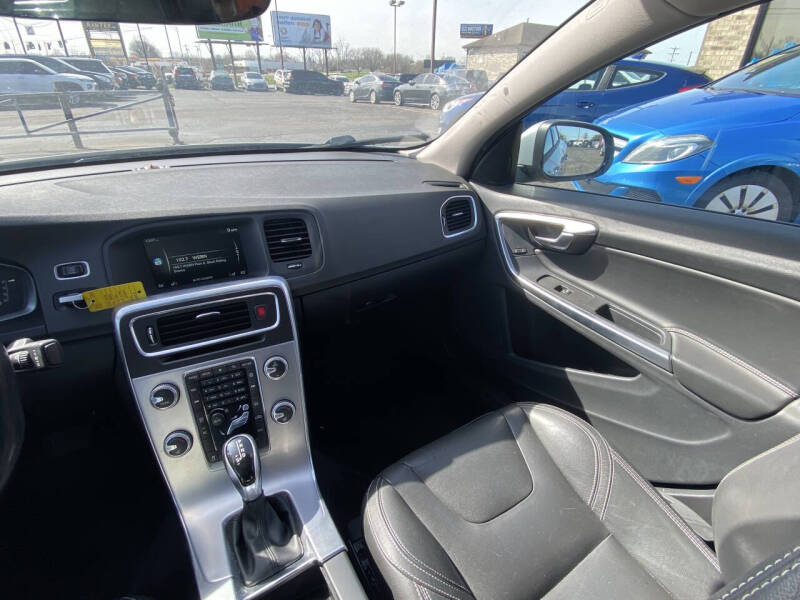 2017 Volvo S60 T5 Dynamic