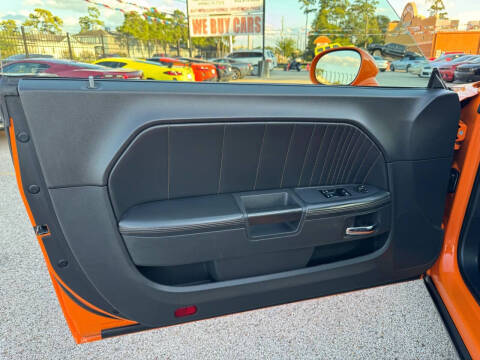 2014 Dodge Challenger R/T Shaker Package